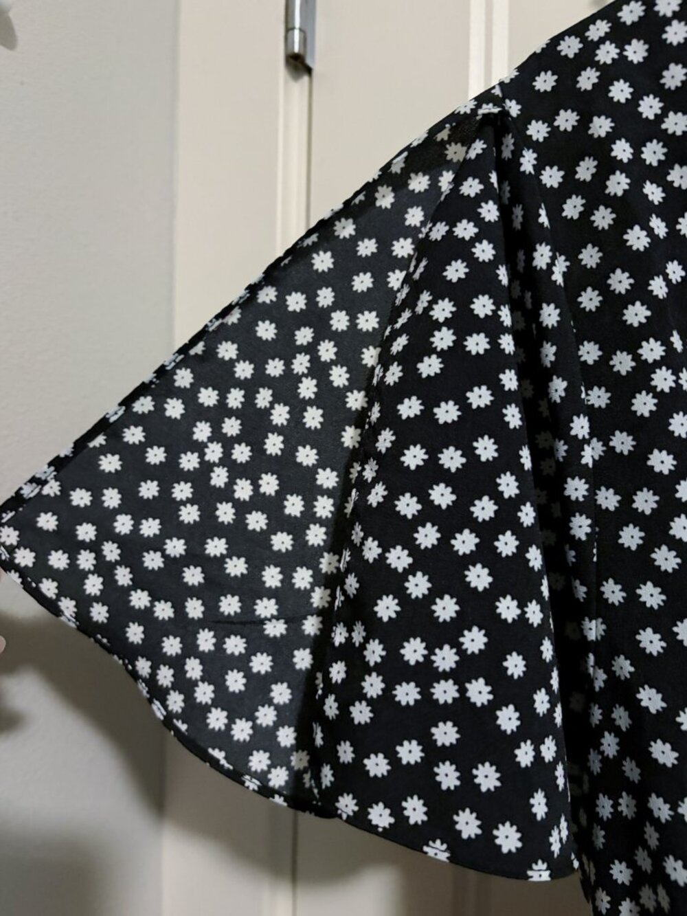 0X/1X Black & White Micro Floral Print Wrap Midi Dress - V-Neck + Split Sleeves - Picture 6 of 13